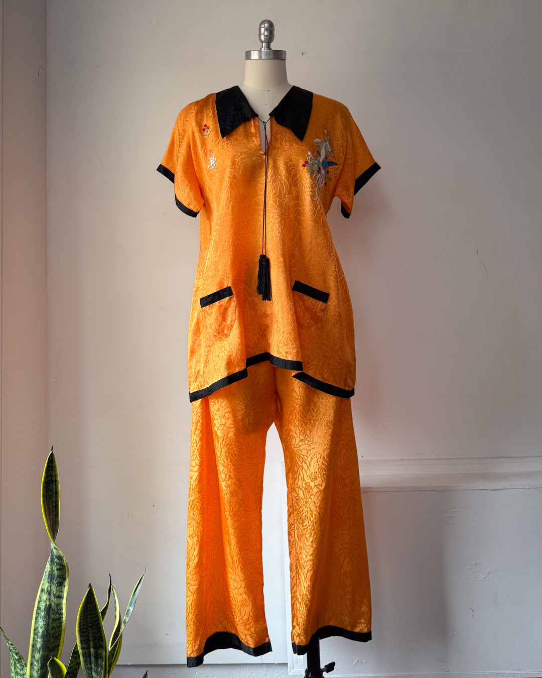 20s Black & Orange Embroidered Silk Pajama Set / S-L