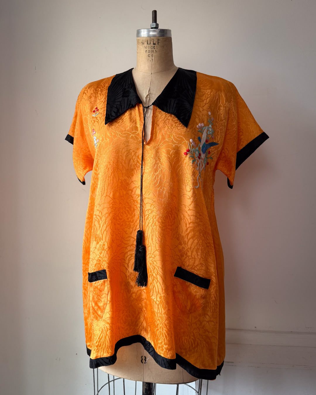20s Black & Orange Embroidered Silk Pajama Set / S-L