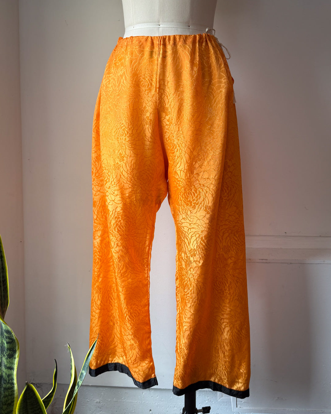 20s Black & Orange Embroidered Silk Pajama Set / S-L