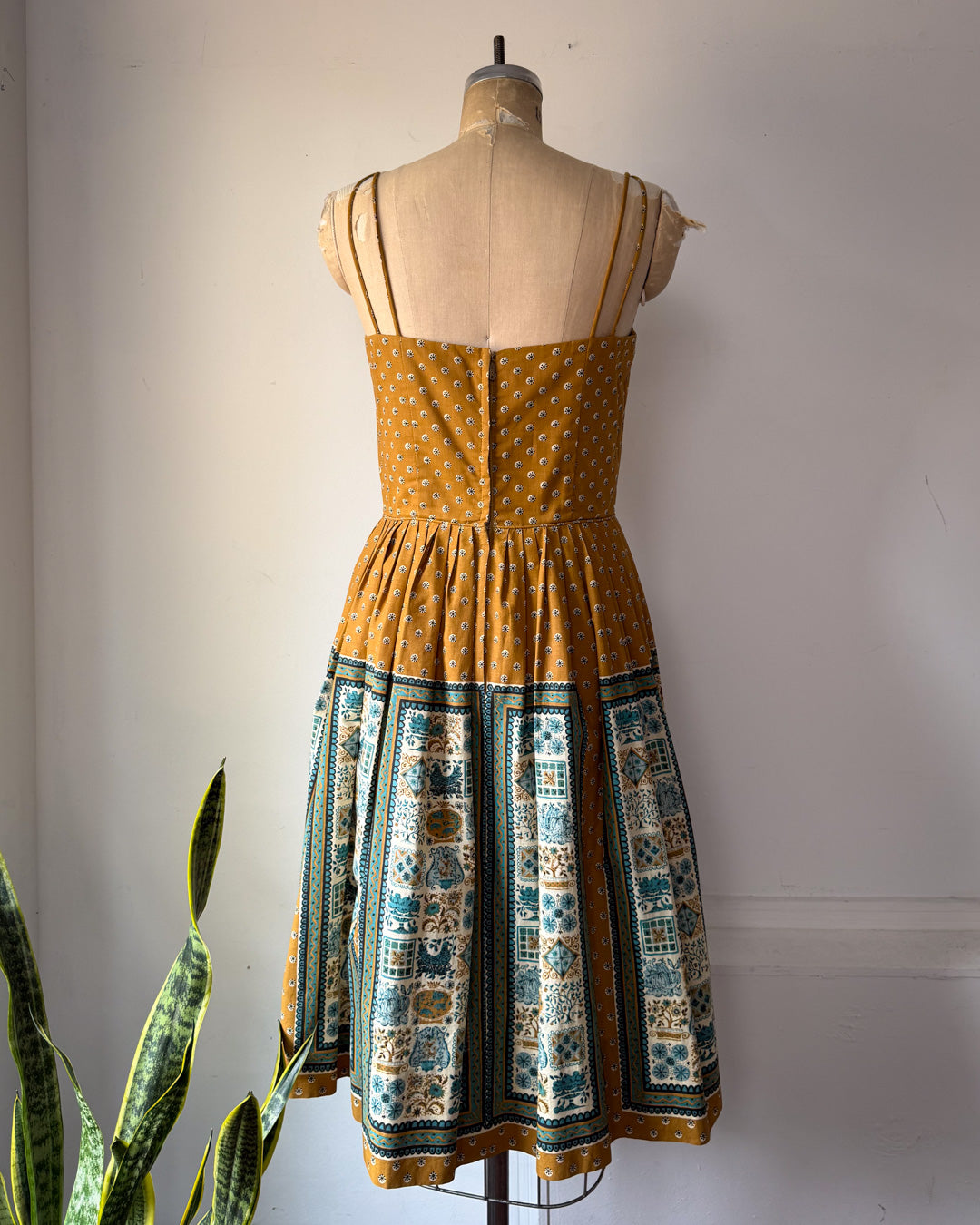 50s Ochre Novelty Print Sun Dress / M
