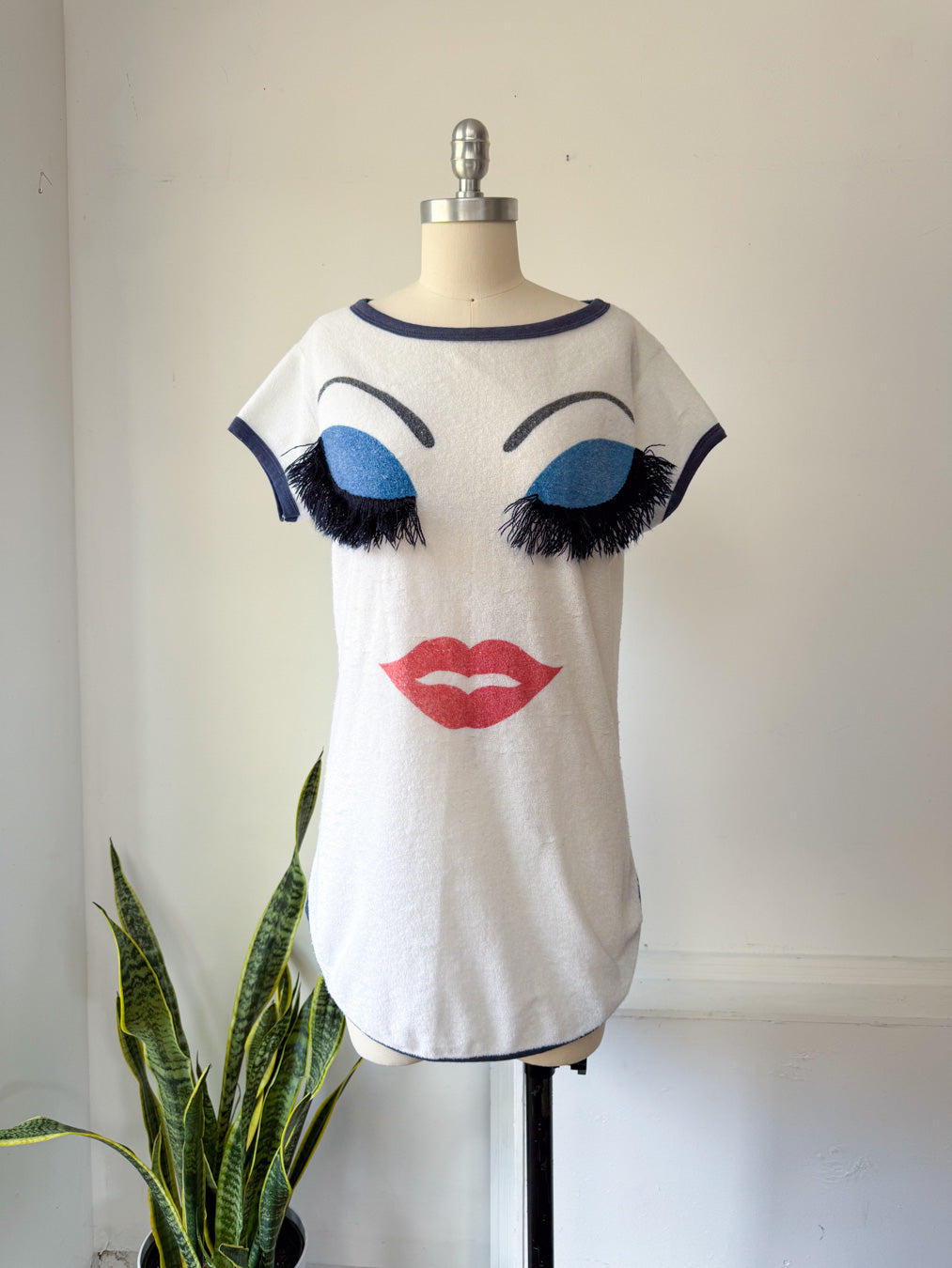 70s Eyelash Face Cover-up / S
