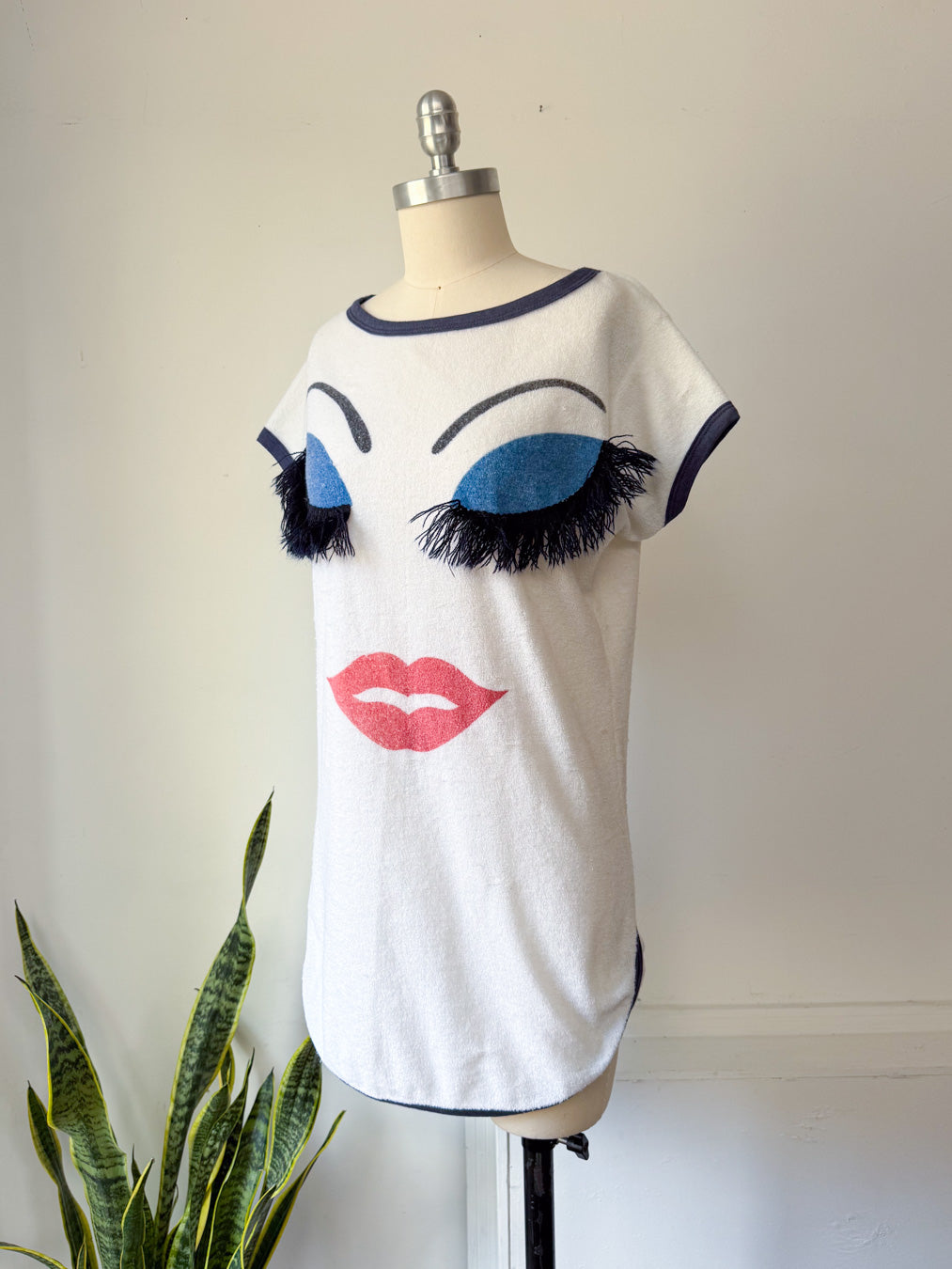 70s Eyelash Face Cover-up / S