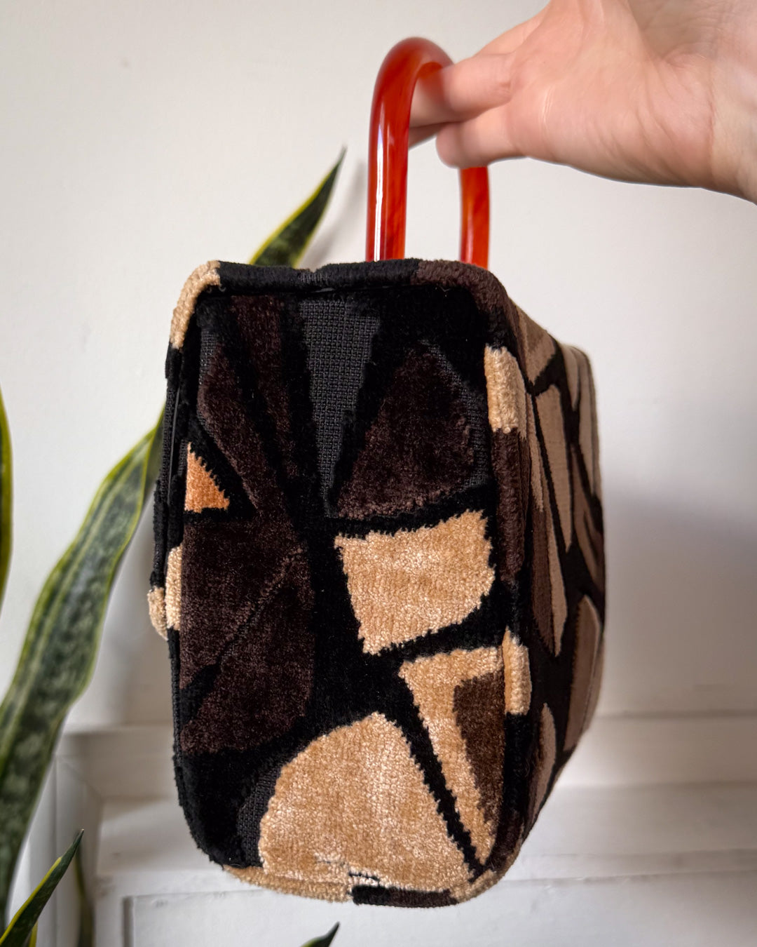 60s Black & Brown Tapestry Lucite Handle Box Bag
