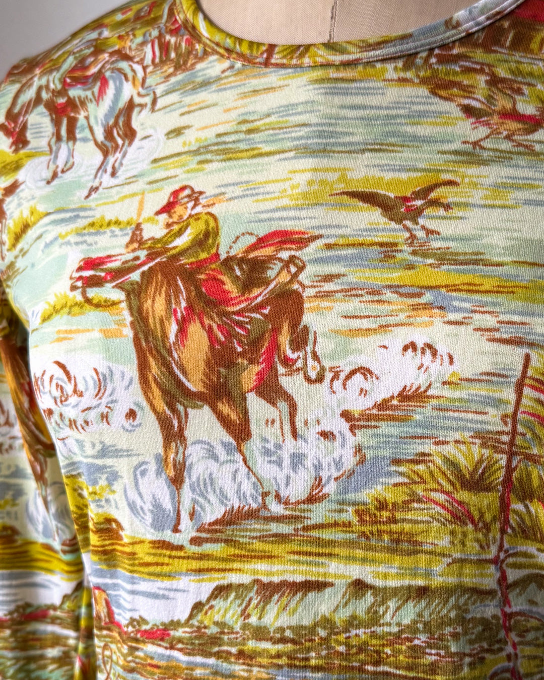 70s Novelty Western Horses & Cowboys Print Long Sleeve Top / M