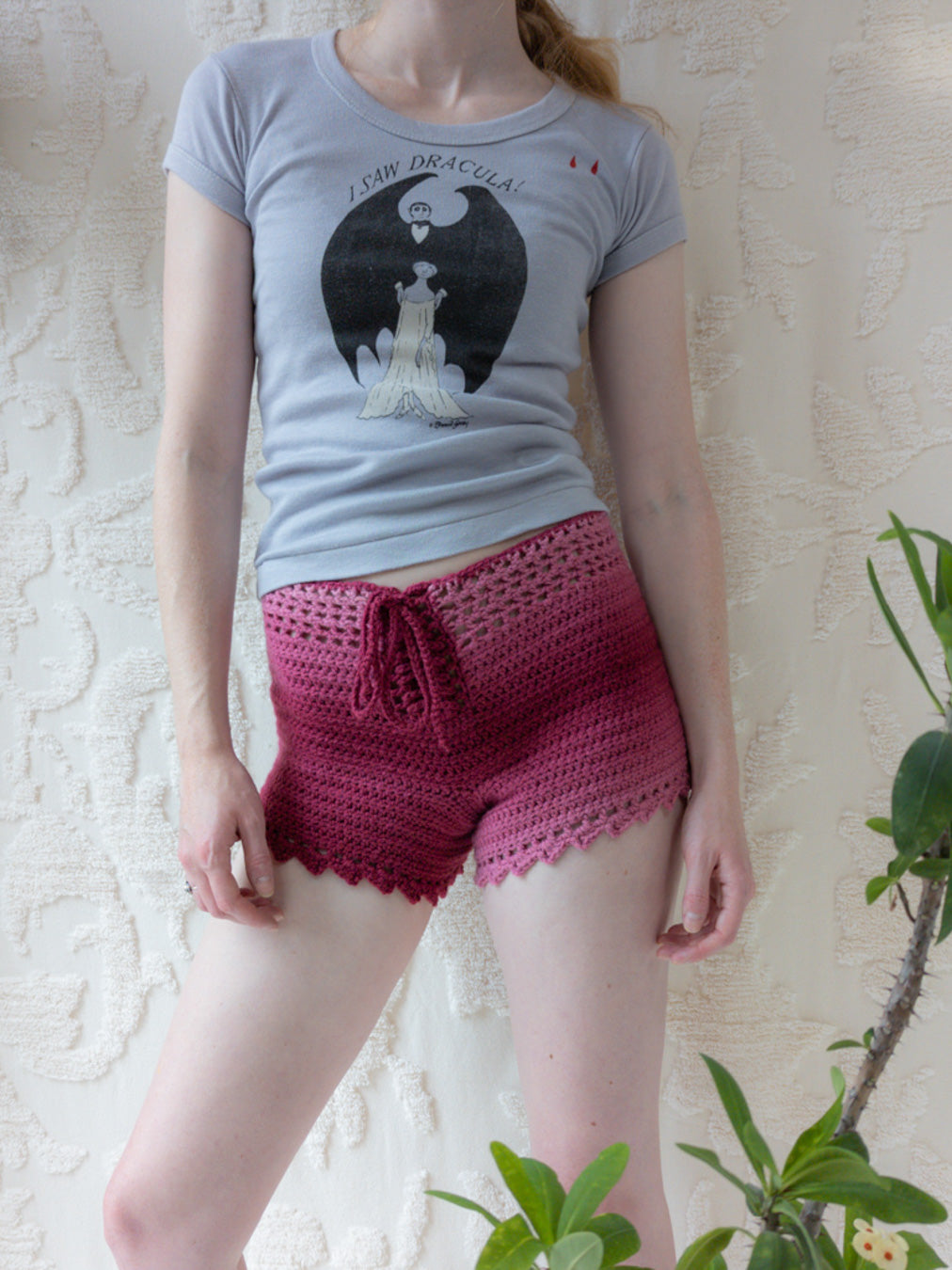 70s Raspberry Ombre Crochet Shorts / XS-S
