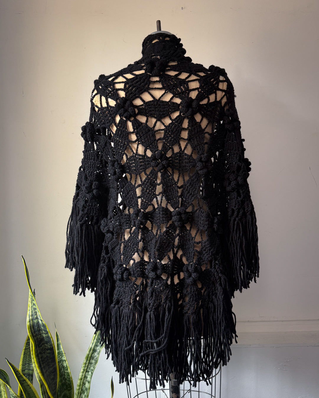60s Black 3D Flower Crochet Fringe Shawl