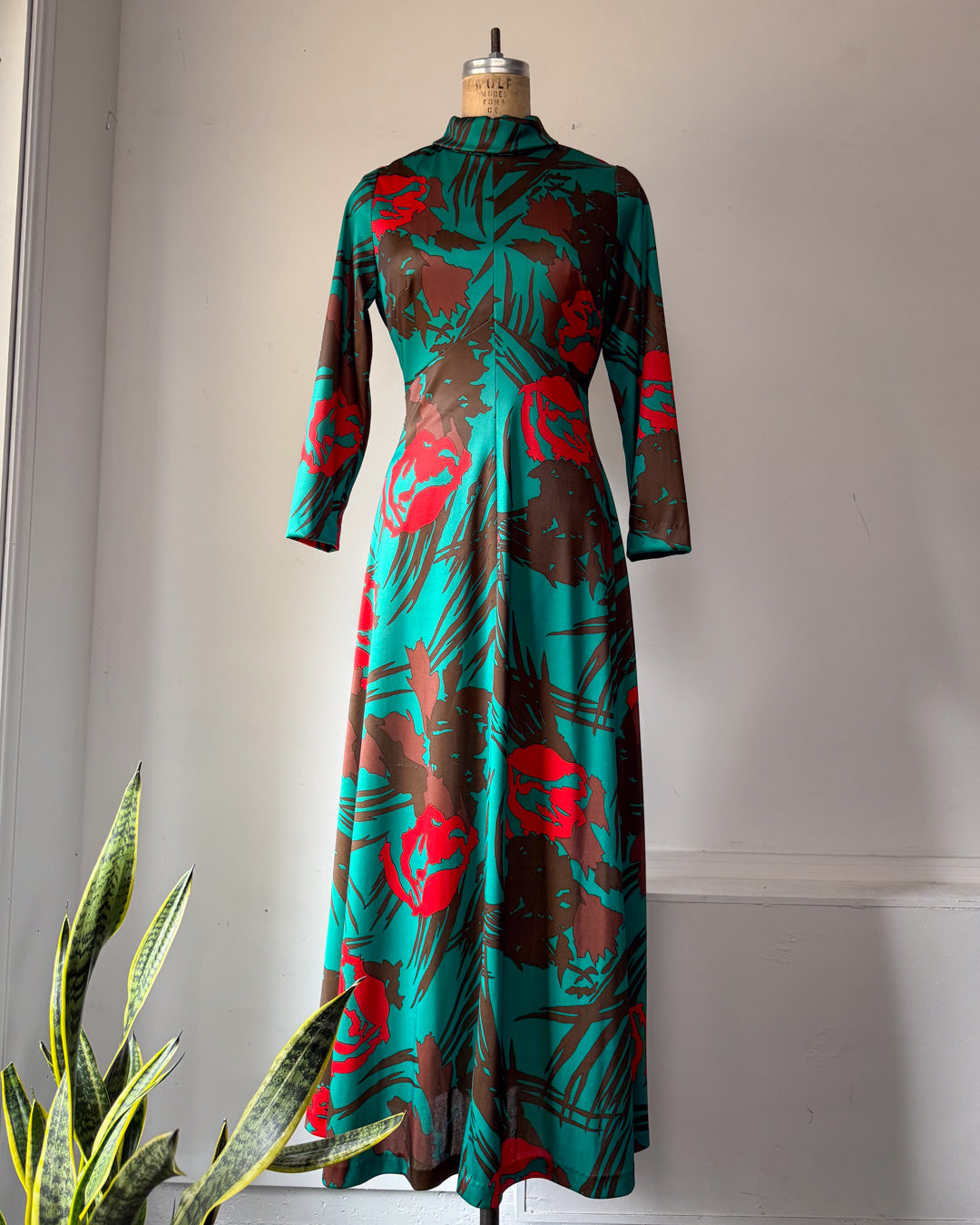 70s Teal Green & Red Bold Floral Print Maxi Dress / M