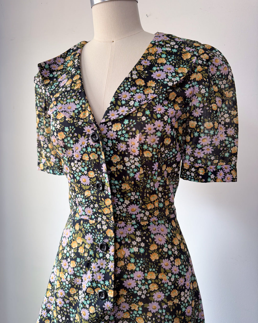 70s Dark Floral Dress / S