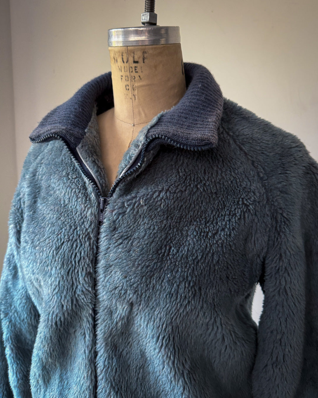 70s Fuzzy Blue Gray Faux Fur Jacket / M