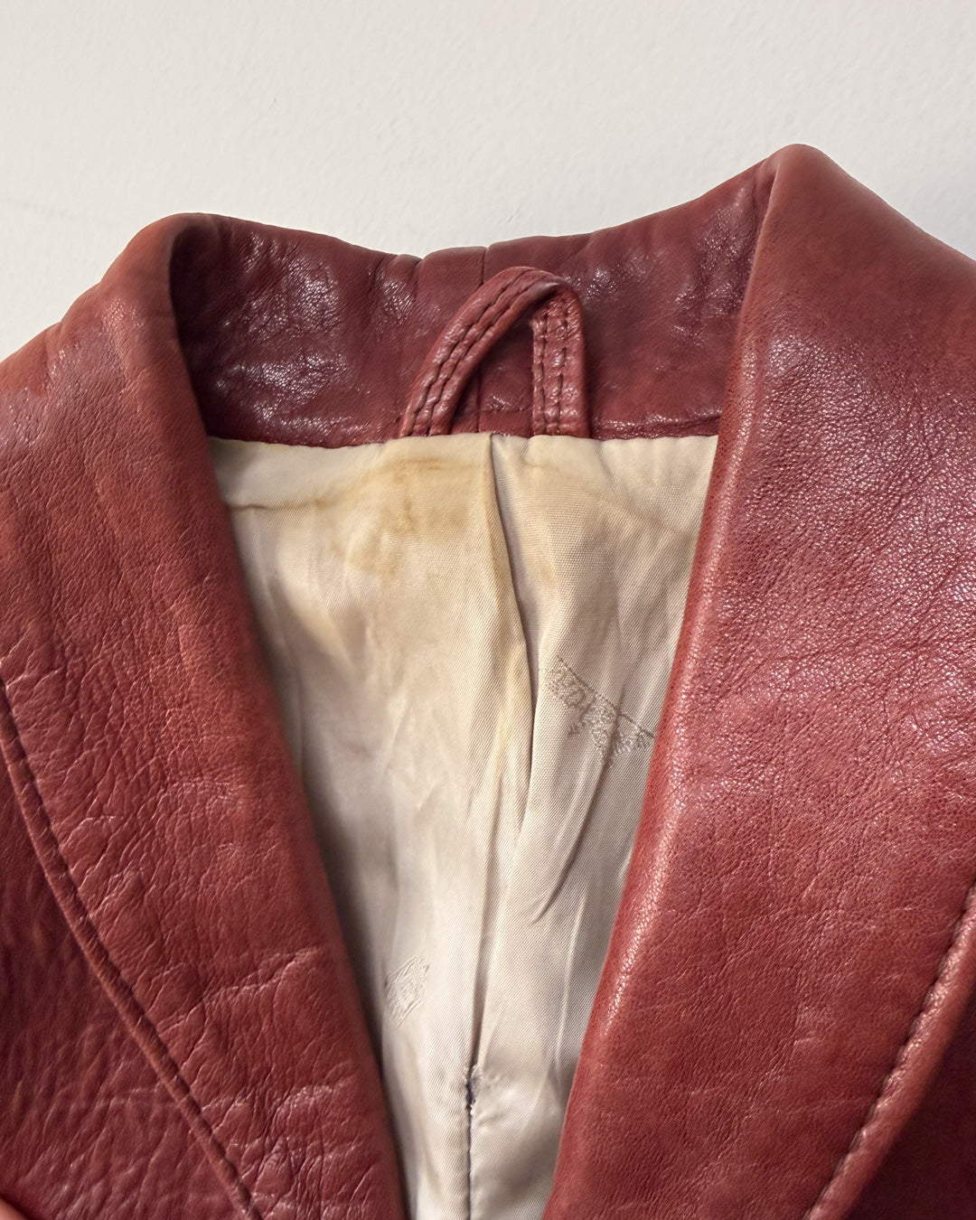 70s Futuristic Cropped Brick Red Leather Jacket / XS-S