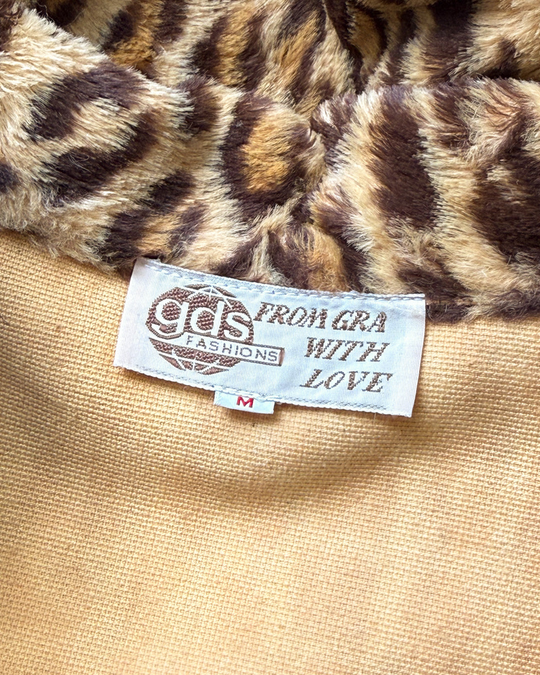 70s Leopard Print Faux Fur Cropped Jacket / S-M