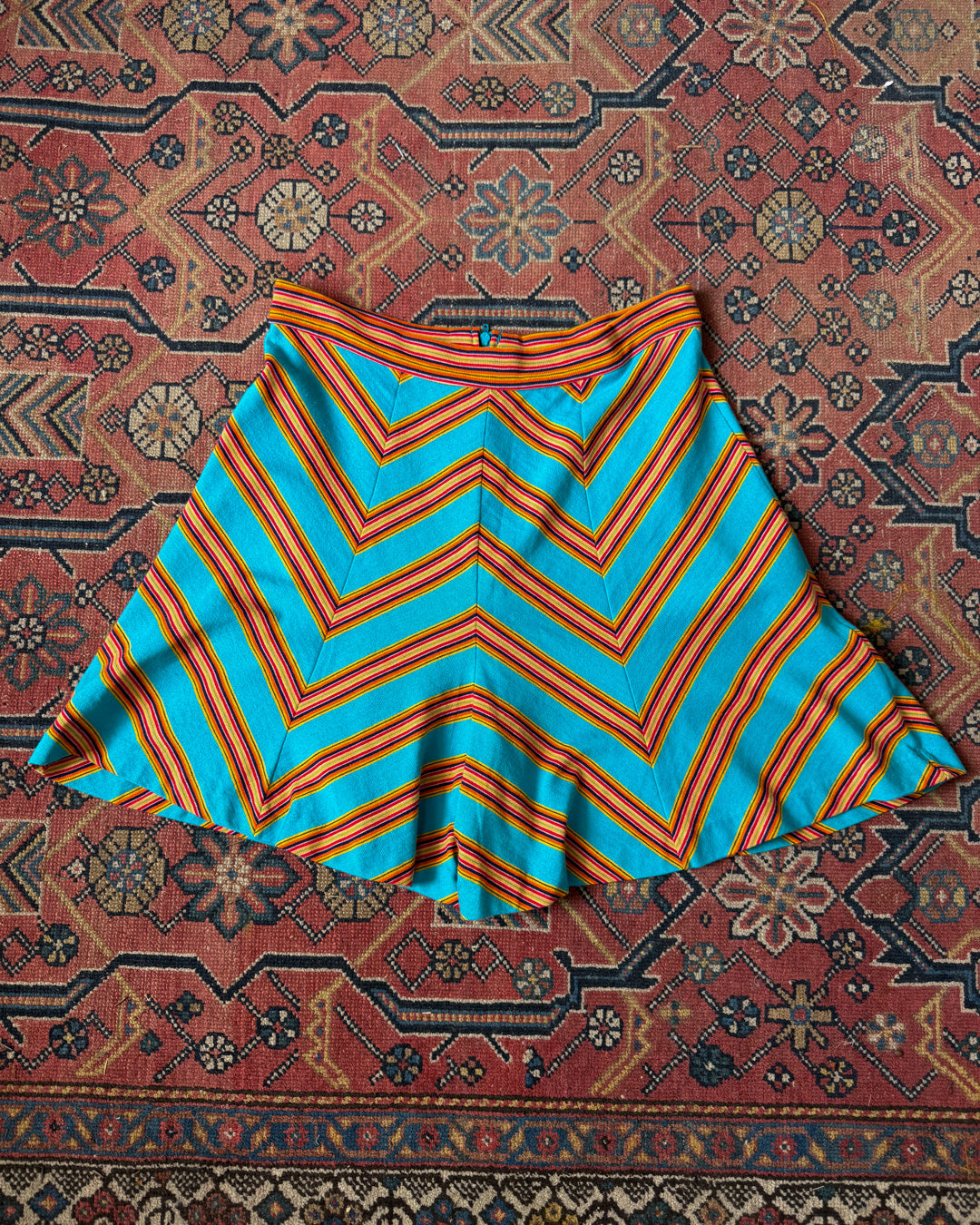70s Chevron Flutter Shorts / S
