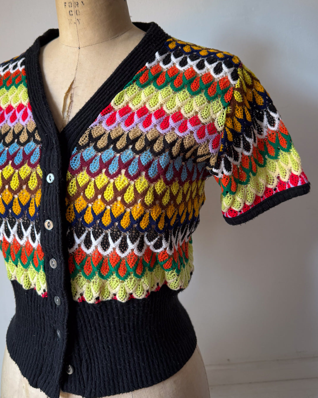 70s Rainbow Knit Cropped Cardigan Top / S