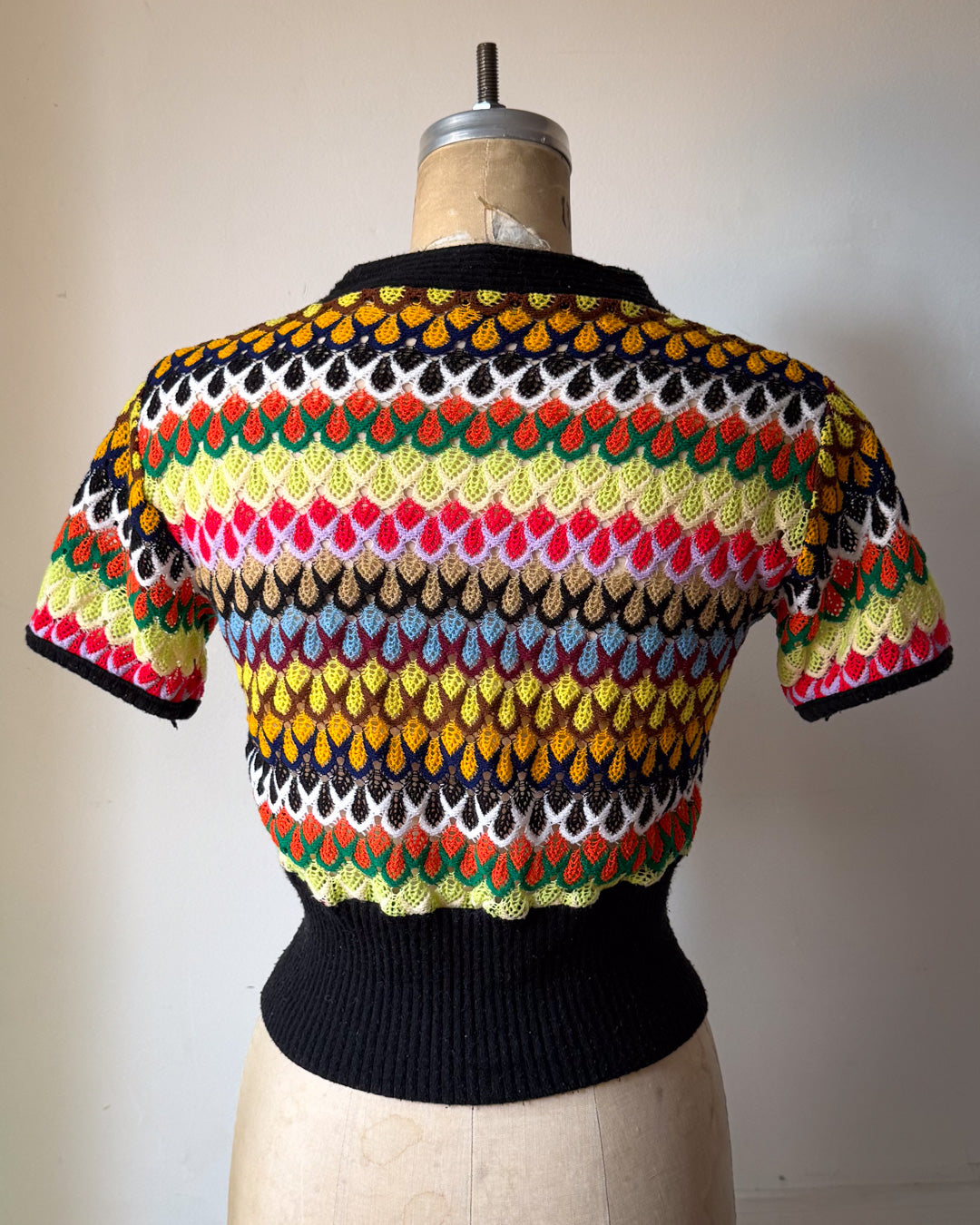 70s Rainbow Knit Cropped Cardigan Top / S