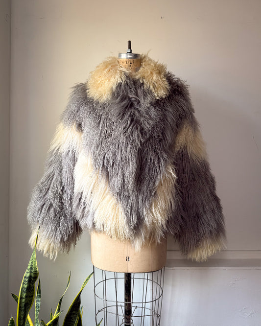 70s Ivory & Gray Shaggy Tibetan Lamb Fur Batwing Sleeve Coat / S-XL
