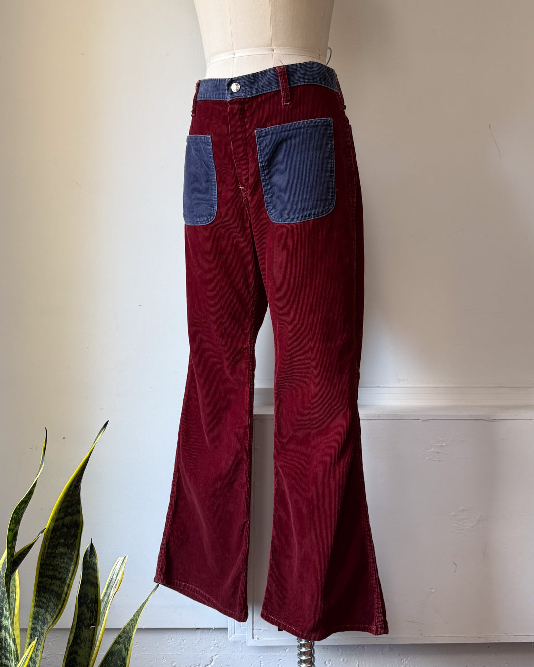 70s Two Tone Burgundy & Blue Colorblock Flare Pants / M