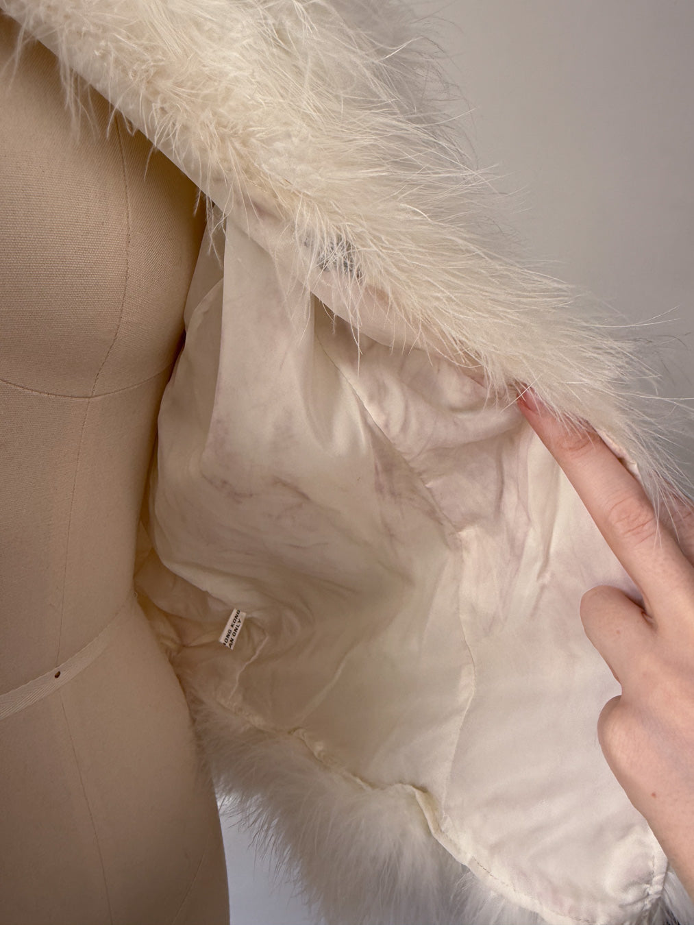 70s White Marabou Feather Jacket / S-M