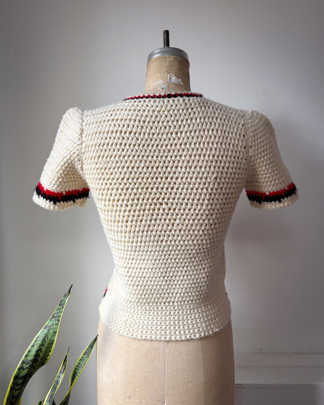 70s Devil Cat Novelty Graphic Knit Soft Wool Crop Sweater / XS