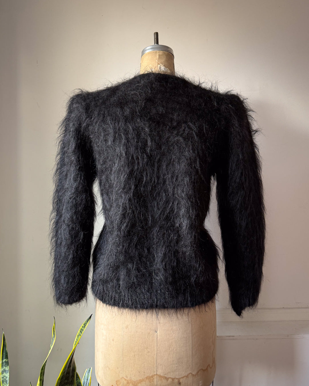 80s Shaggy Black Mohair Puff Sleeve Cardigan Sweater / M