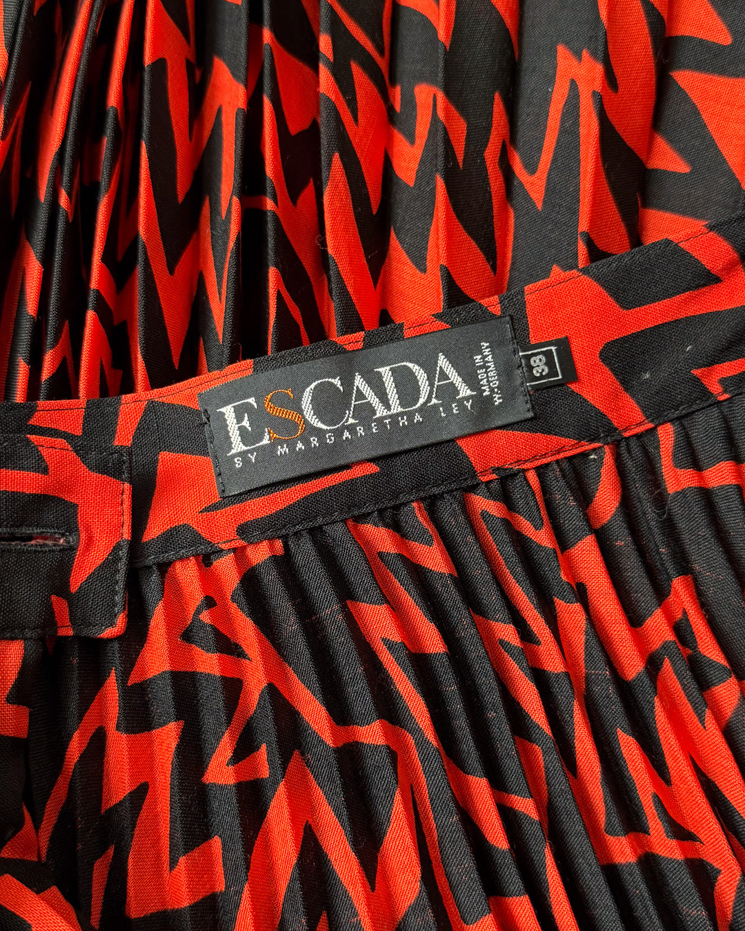 1980s Escada Pleated Maxi Skirt / S