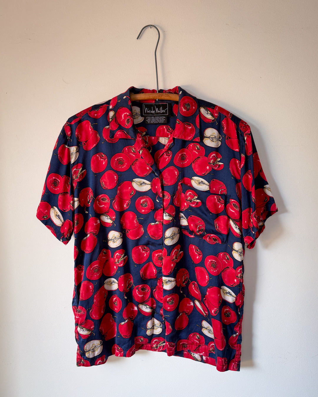 90s Nicole Miller Novelty Apple Print Silk Shirt / S-M