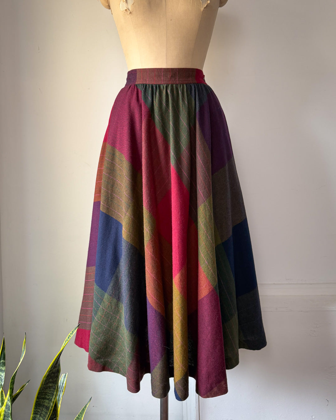 80s Dark Rainbow Wool Full Midi Skirt / XS