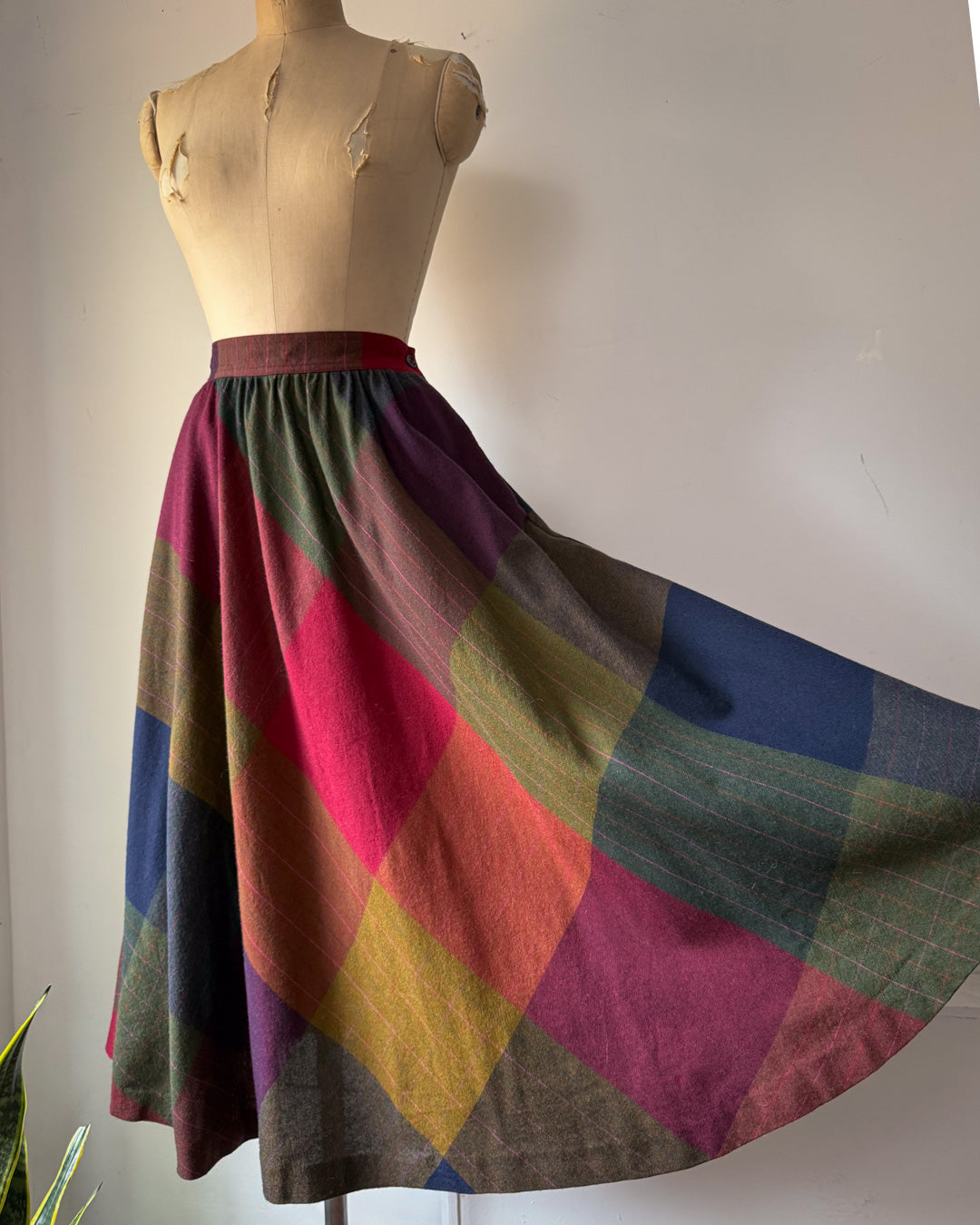 80s Dark Rainbow Wool Full Midi Skirt / XS