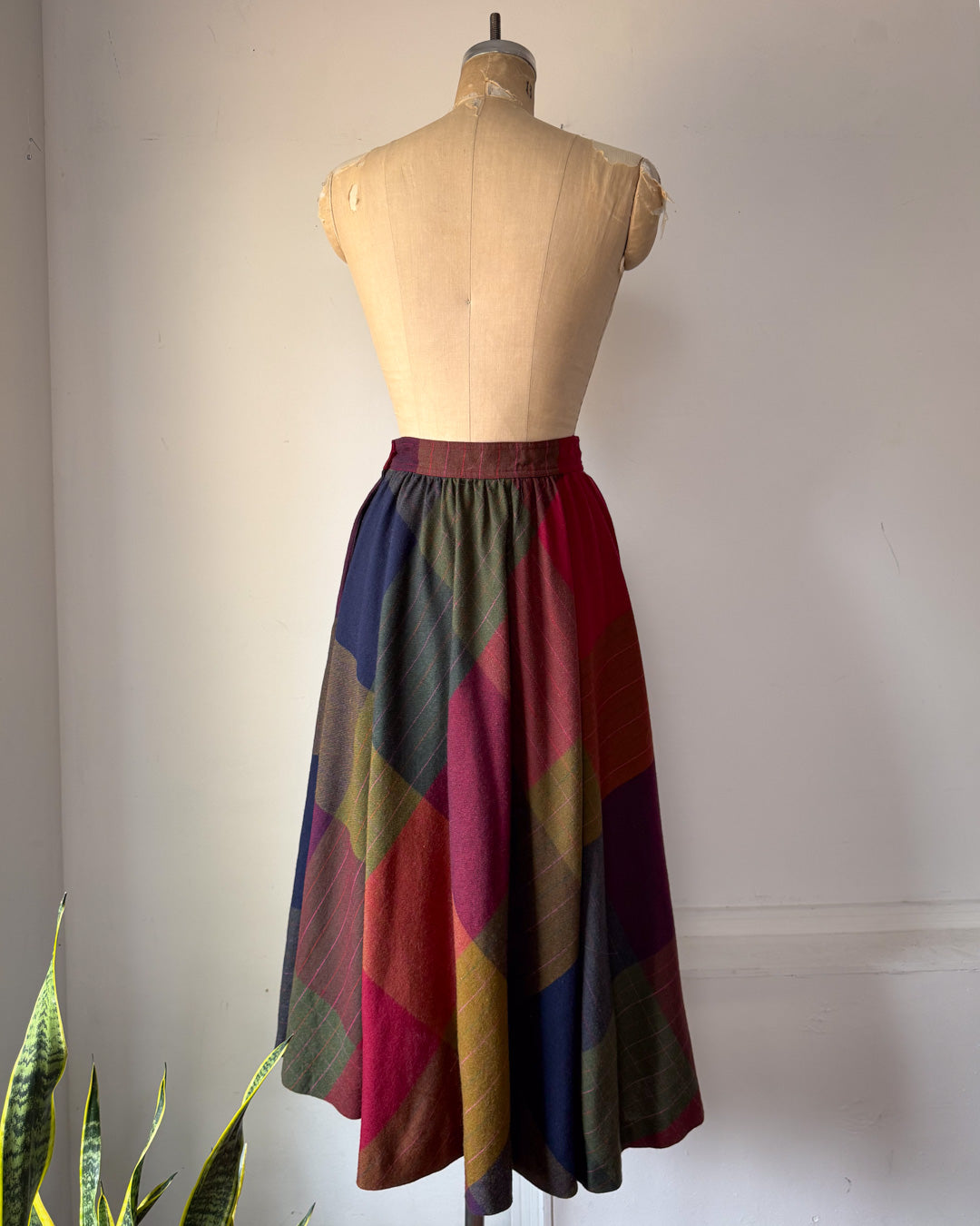 80s Dark Rainbow Wool Full Midi Skirt / XS