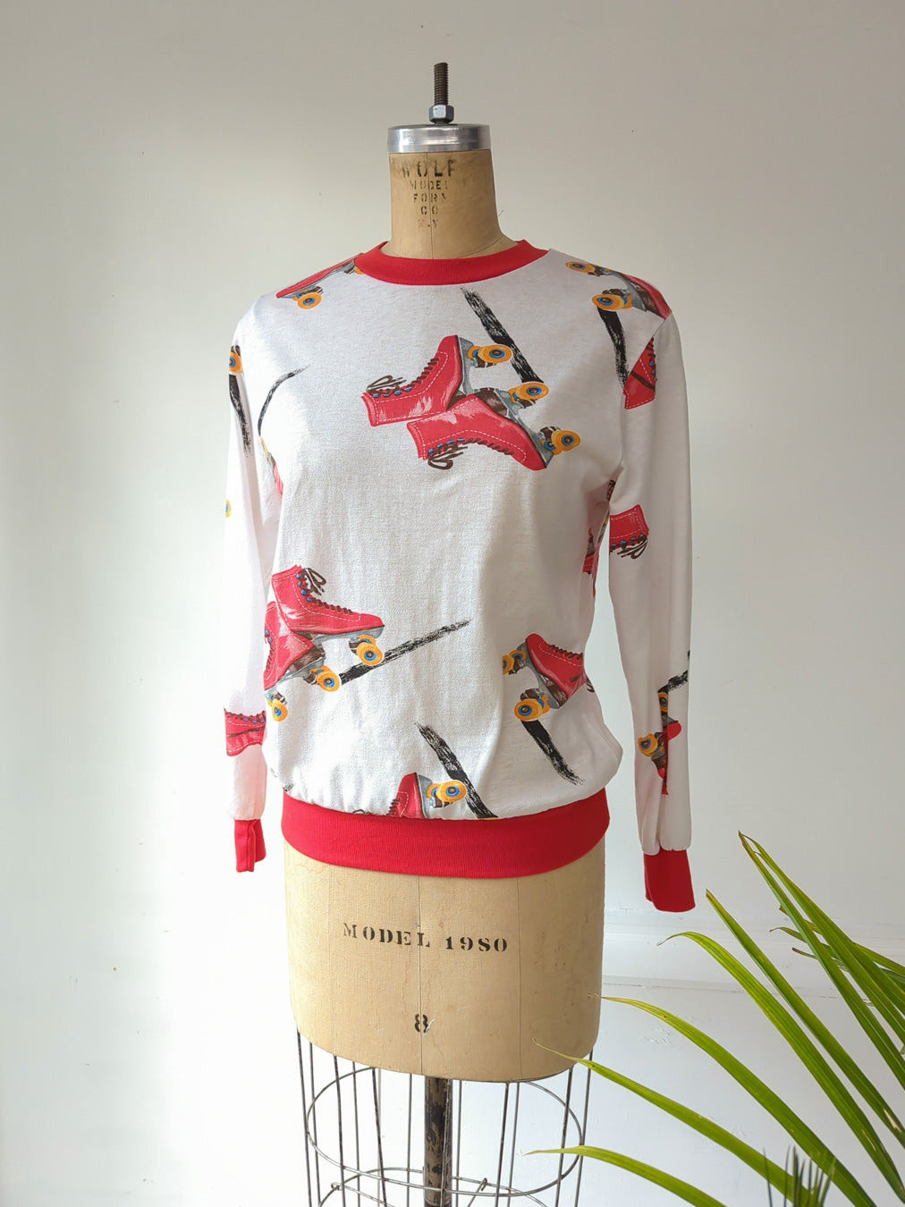 80s Roller Skate Print Pullover / M