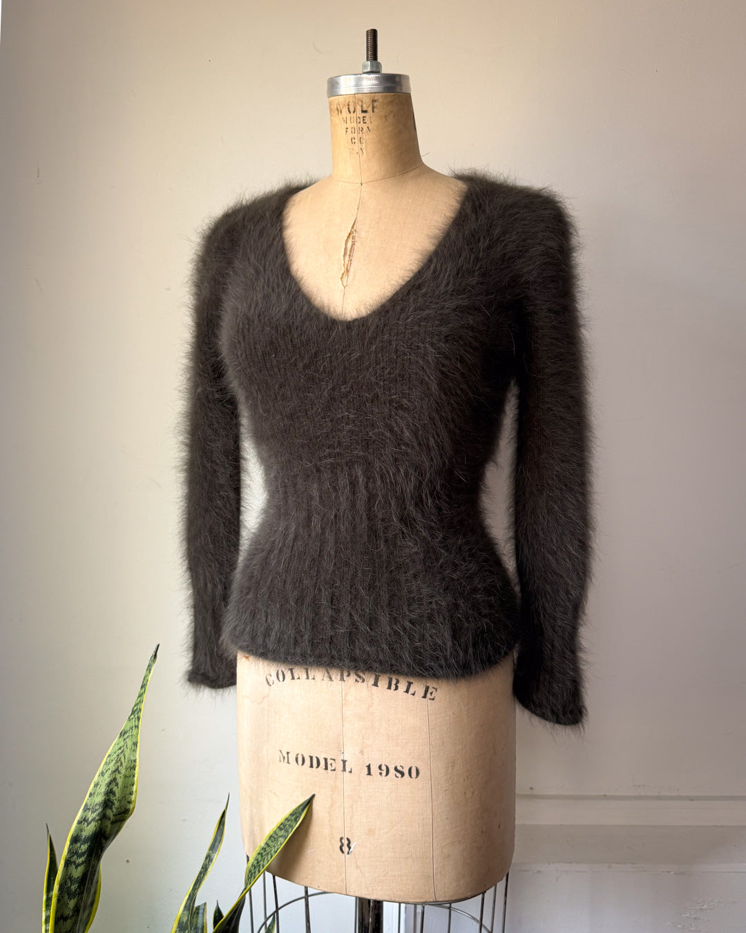 90s Fuzzy Gray Brown Angora Knit Sweater Top / M