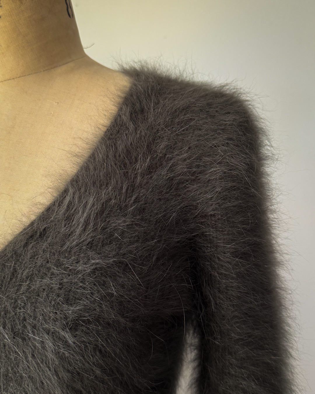 90s Fuzzy Gray Brown Angora Knit Sweater Top / M