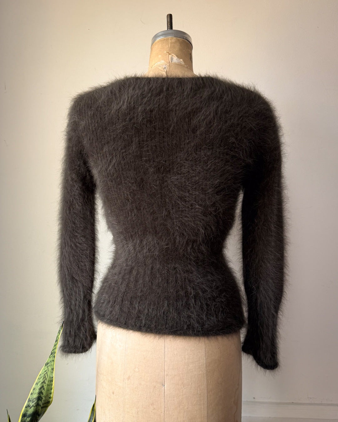 90s Fuzzy Gray Brown Angora Knit Sweater Top / M