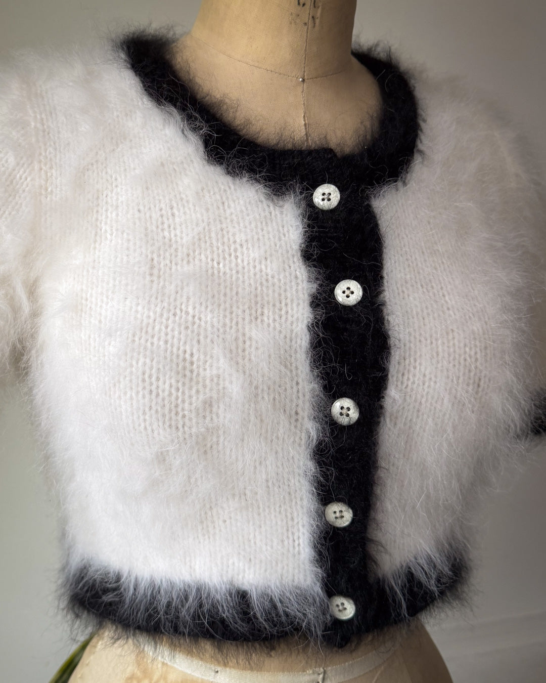 90s Jill Stuart 100% Angora Cropped Sweater / XS-S