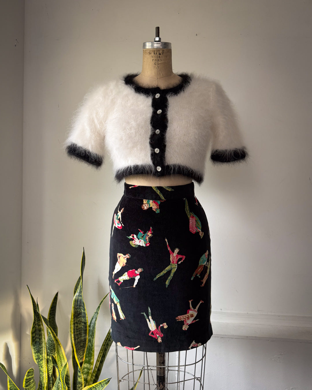 90s Jill Stuart 100% Angora Cropped Sweater / XS-S