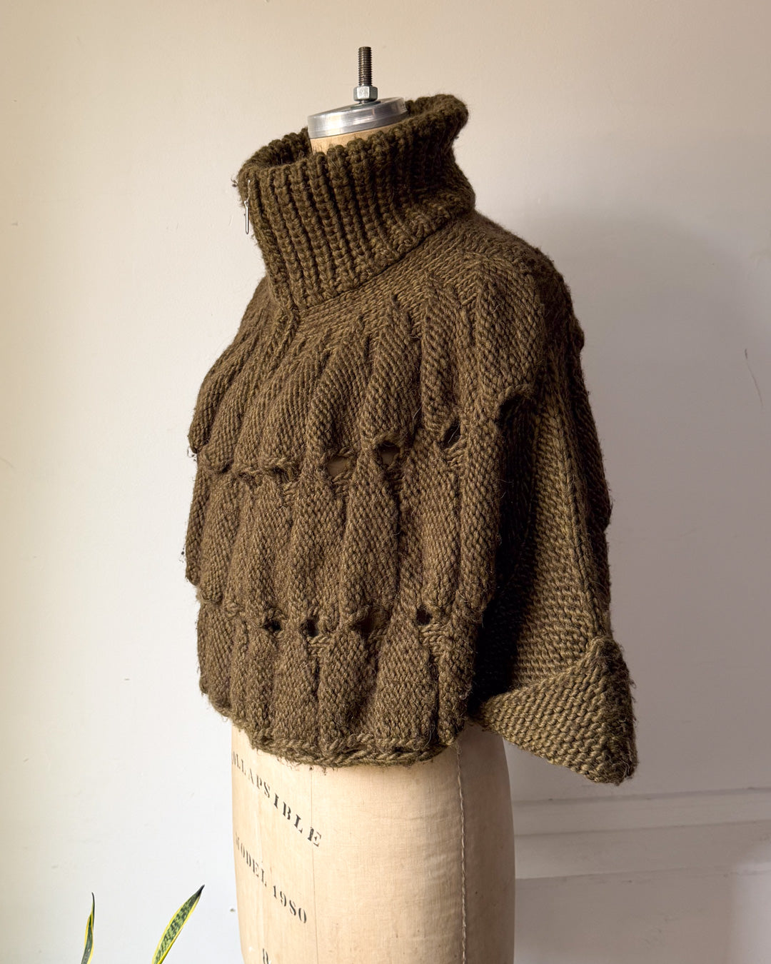 Y2K Olive Green Unique Knit Cape Sweater Cardigan / S-L