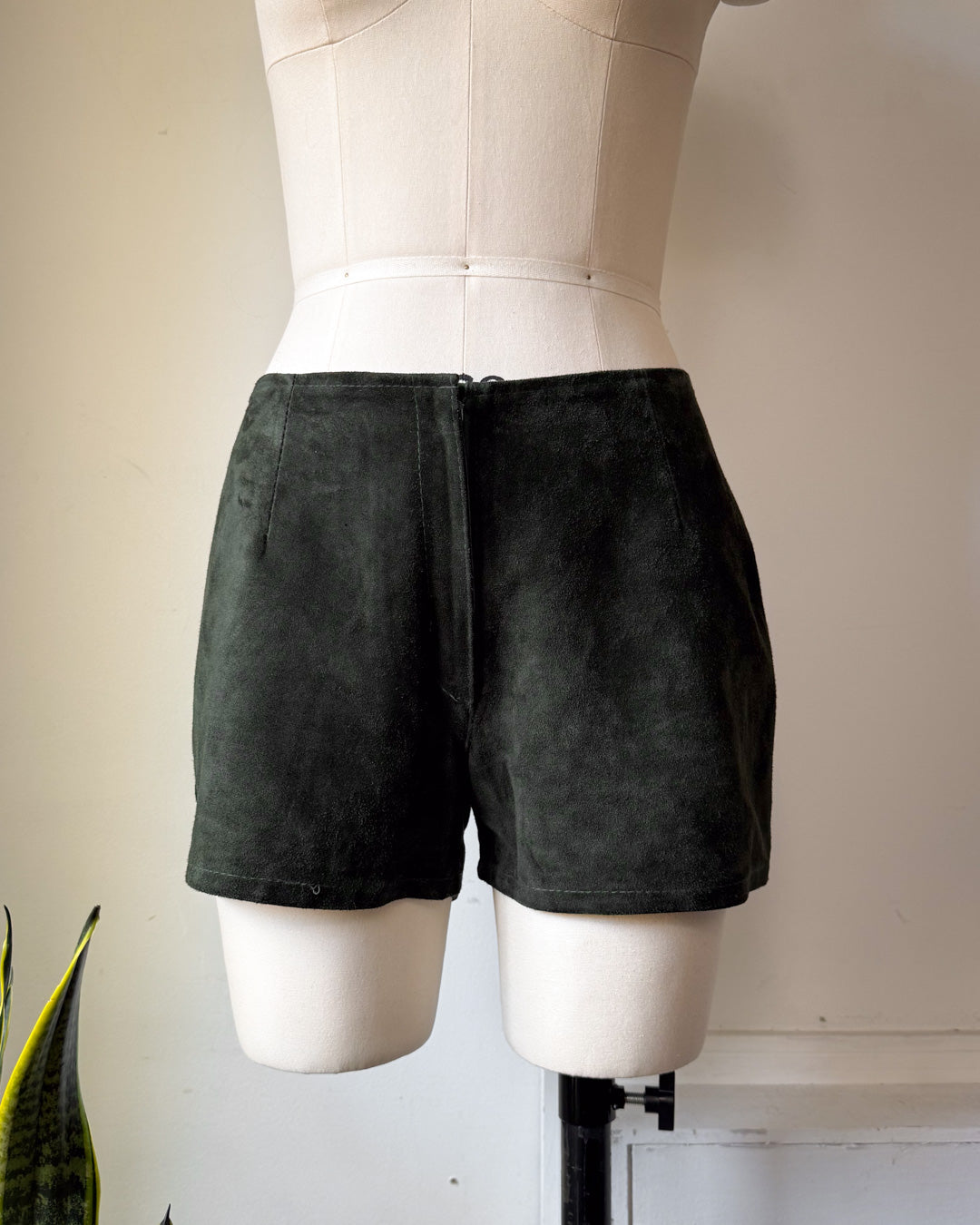 70s Forest Green Suede Leather Hot Pants Shorts / S