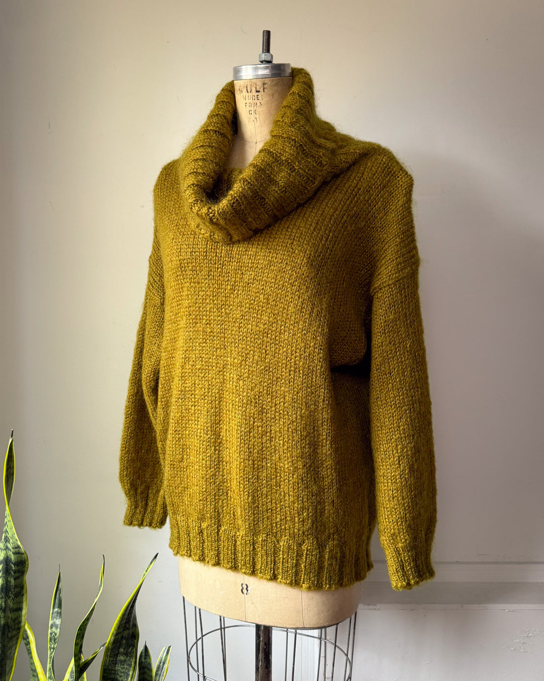 90s Chartreuse Fuzzy Mohair Chunky Turtleneck Sweater / M