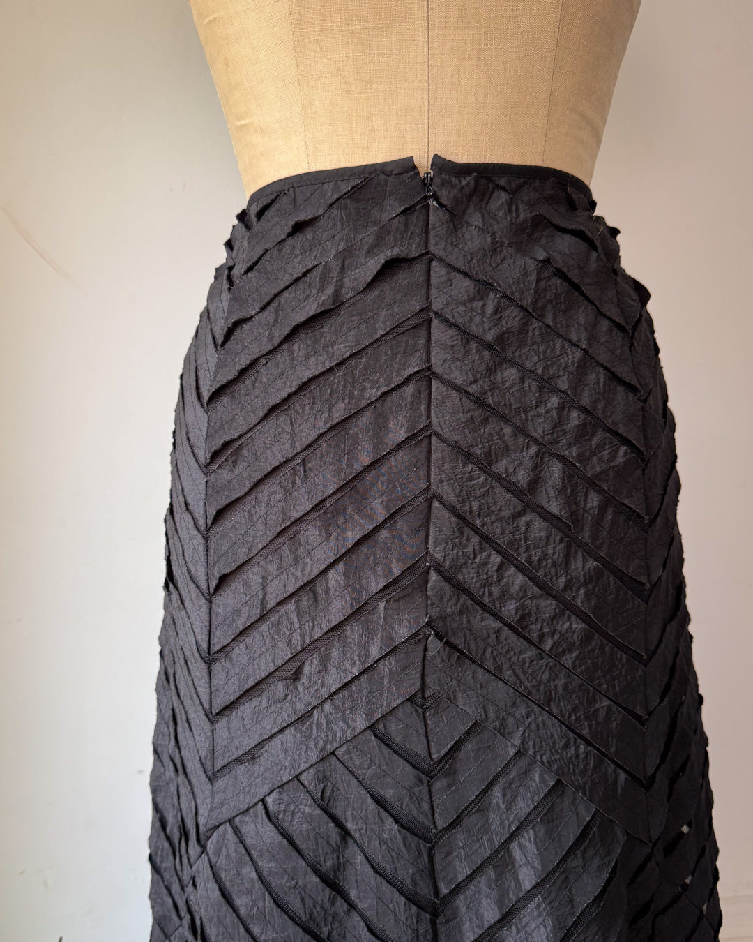 Y2K Black Chevron Applique Textured Maxi Skirt / L