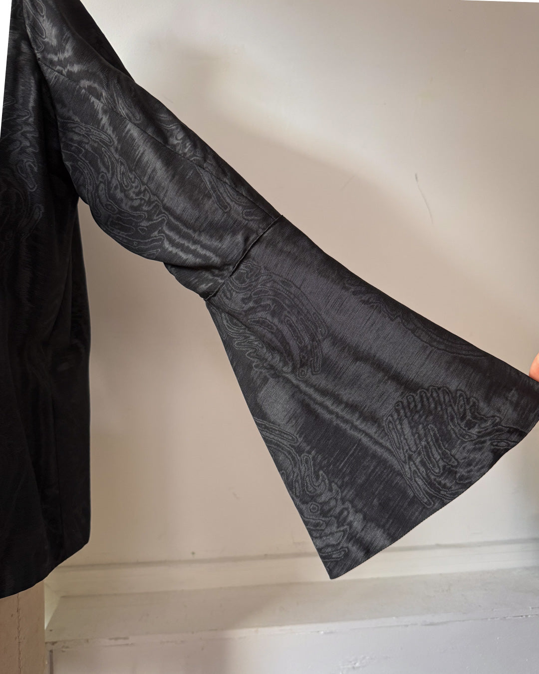 1920s Black Silk Moiré Flare Sleeve Mourning Jacket / S-M