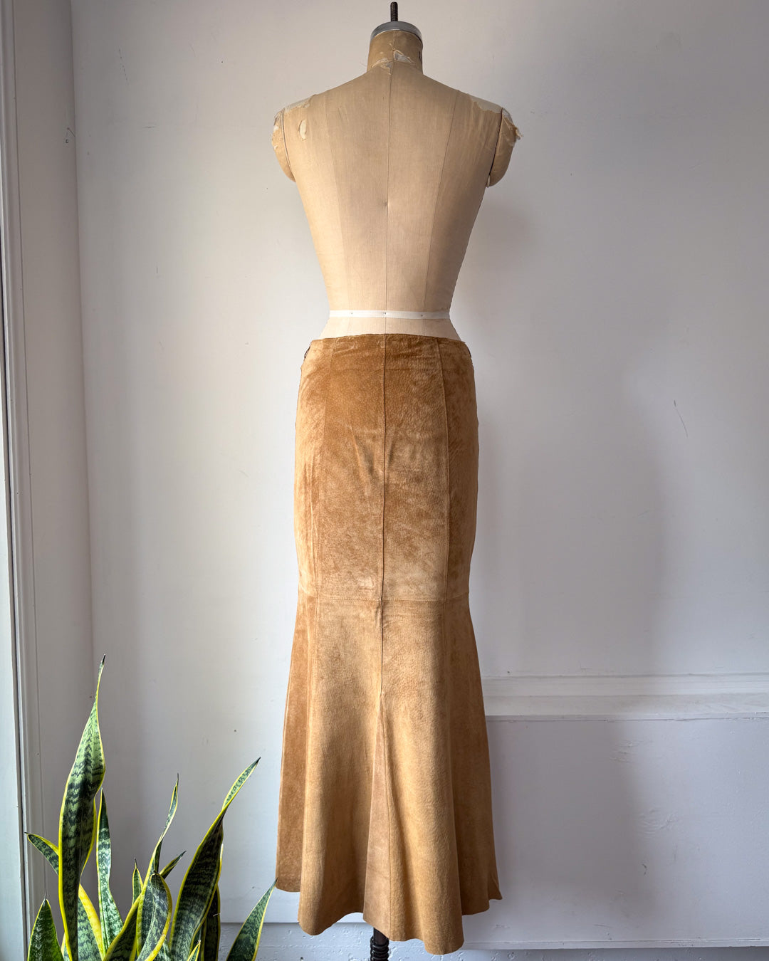00s Tan Suede Mermaid Maxi Skirt / S