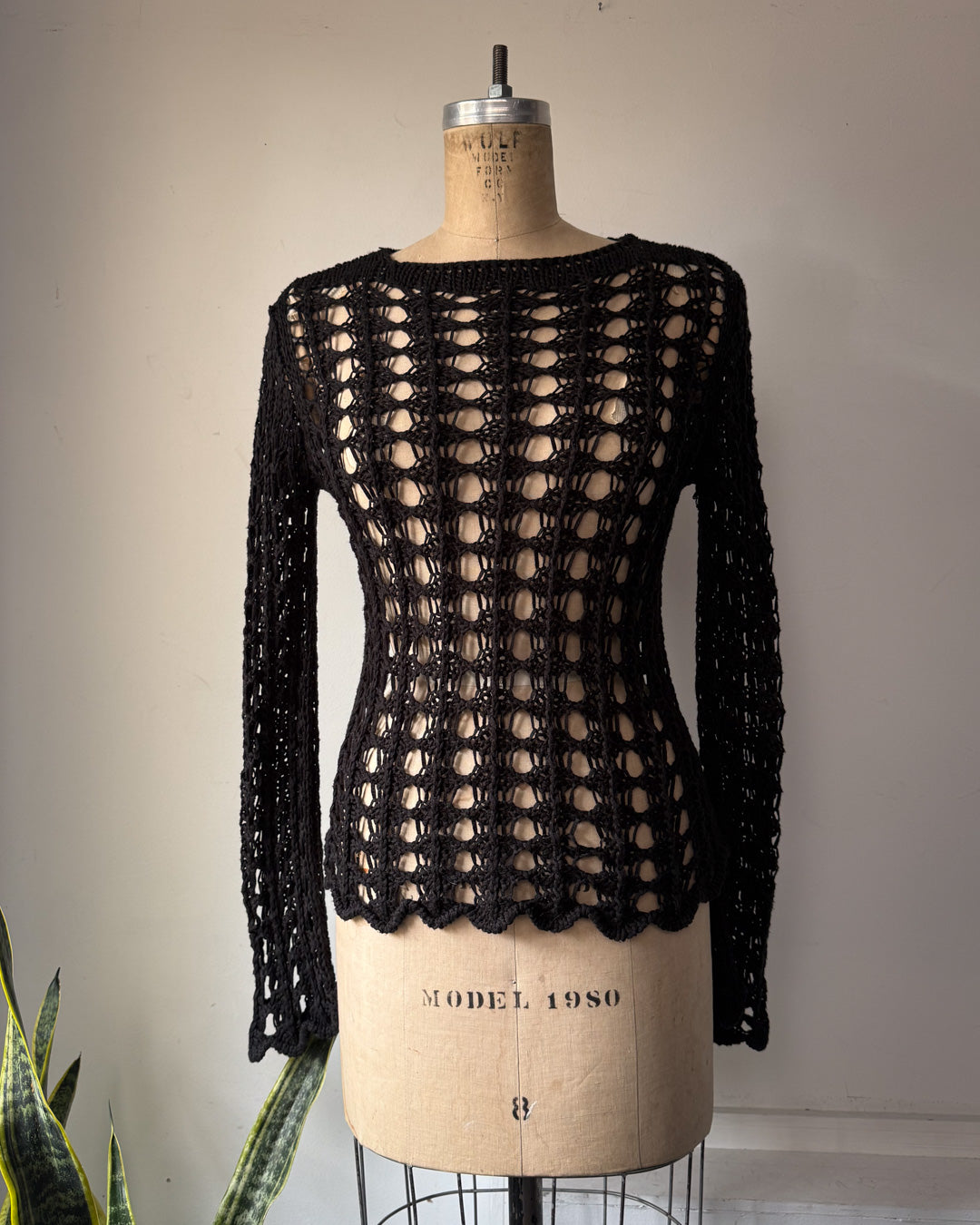 90s Black Open Crochet Long Sleeve Knit Made in Italy Top / S