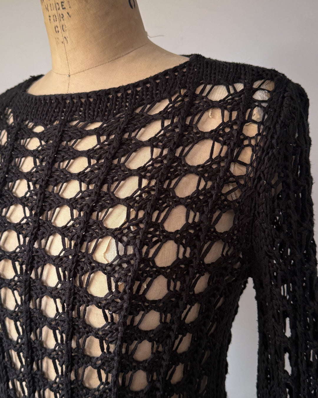 90s Black Open Crochet Long Sleeve Knit Made in Italy Top / S