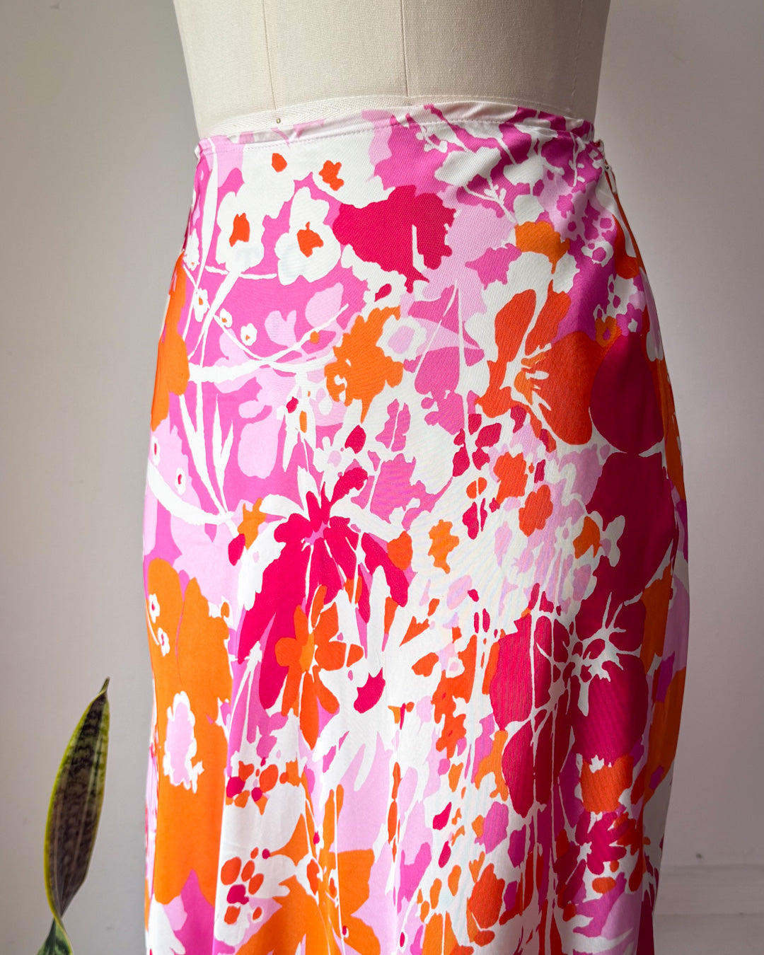Y2K Silky Bias Cut Skirt / M