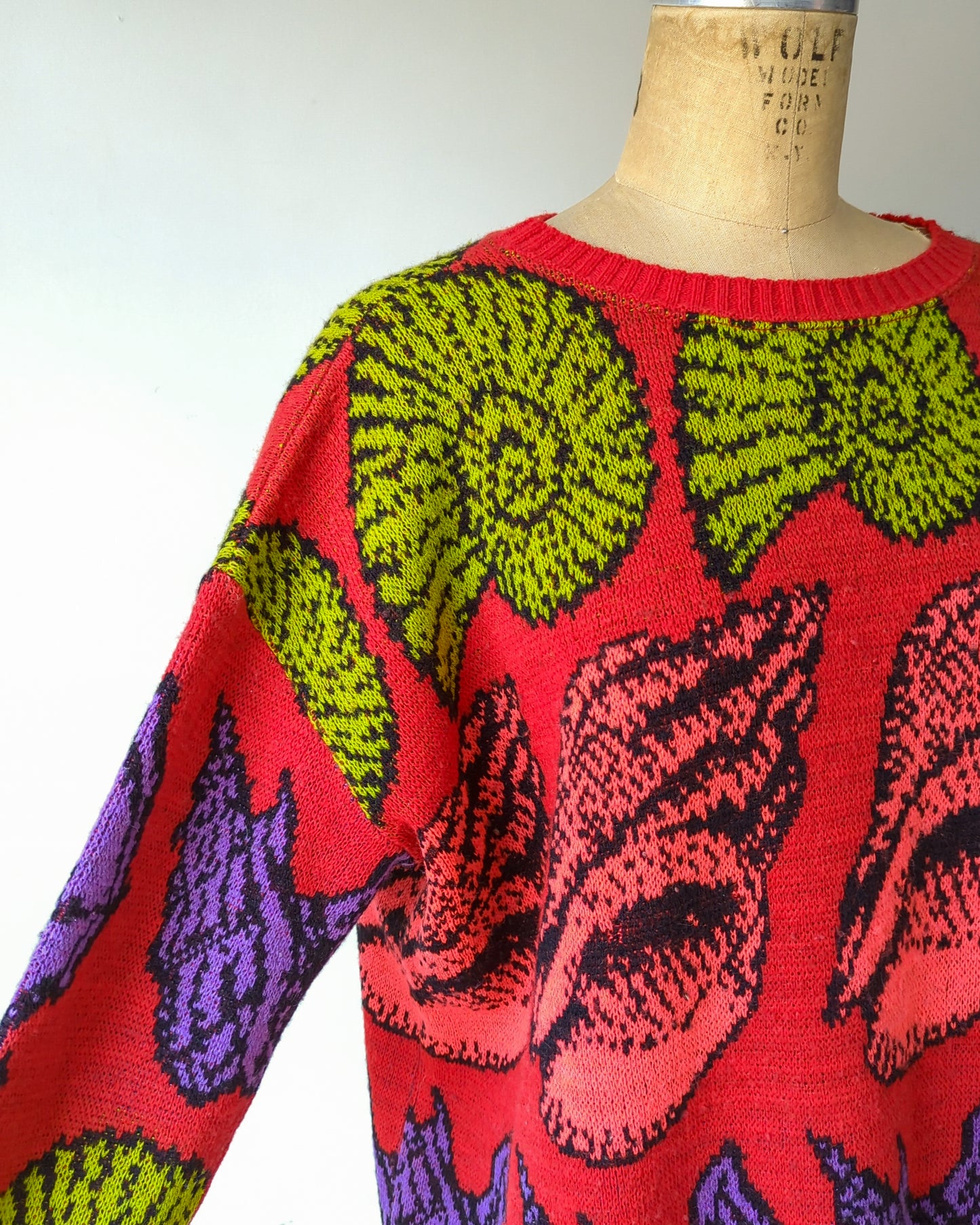 80s Betsey Johnson Seashell Sweater