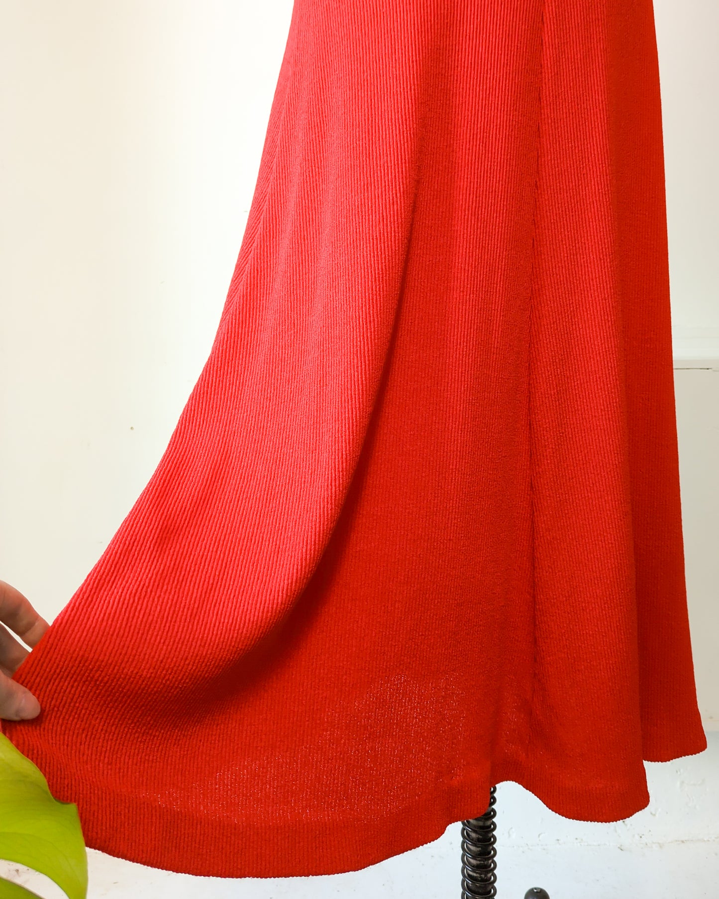 70s Tomato Red Knit Mermaid Gown / XS-M
