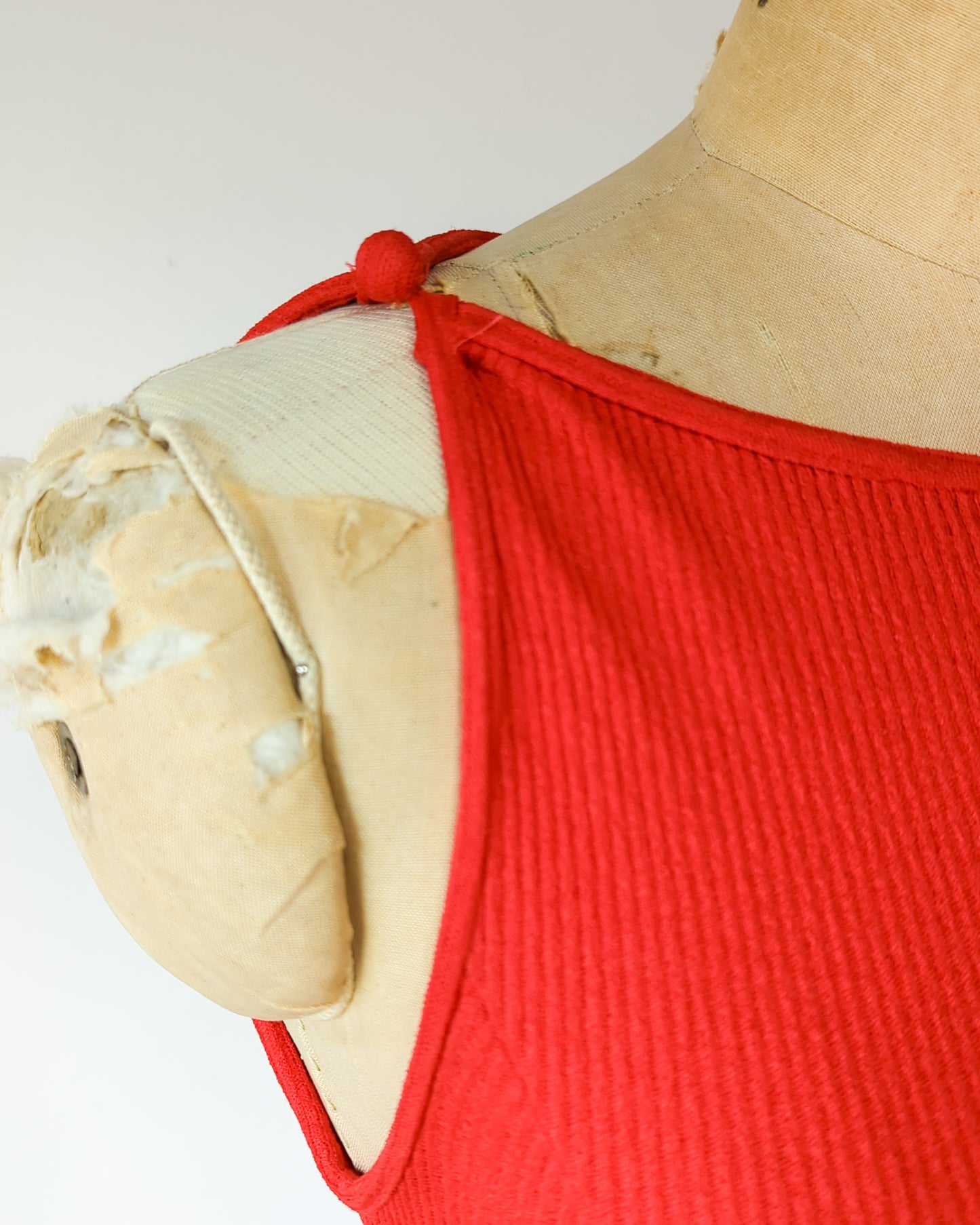 70s Tomato Red Knit Mermaid Gown / XS-M