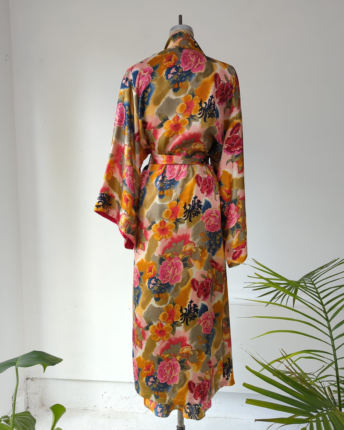 90s Natori Silky Floral Robe & Bias Cut Slip Dress Lingerie Set / S