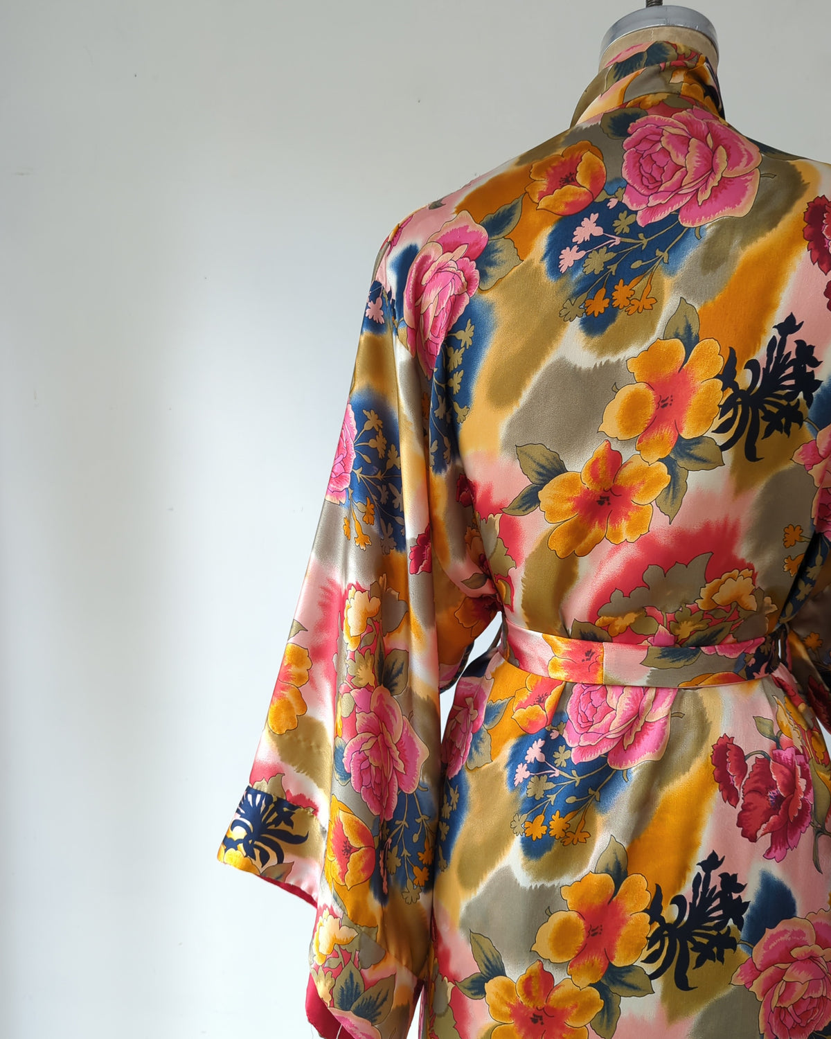 90s Natori Silky Floral Robe & Bias Cut Slip Dress Lingerie Set / S