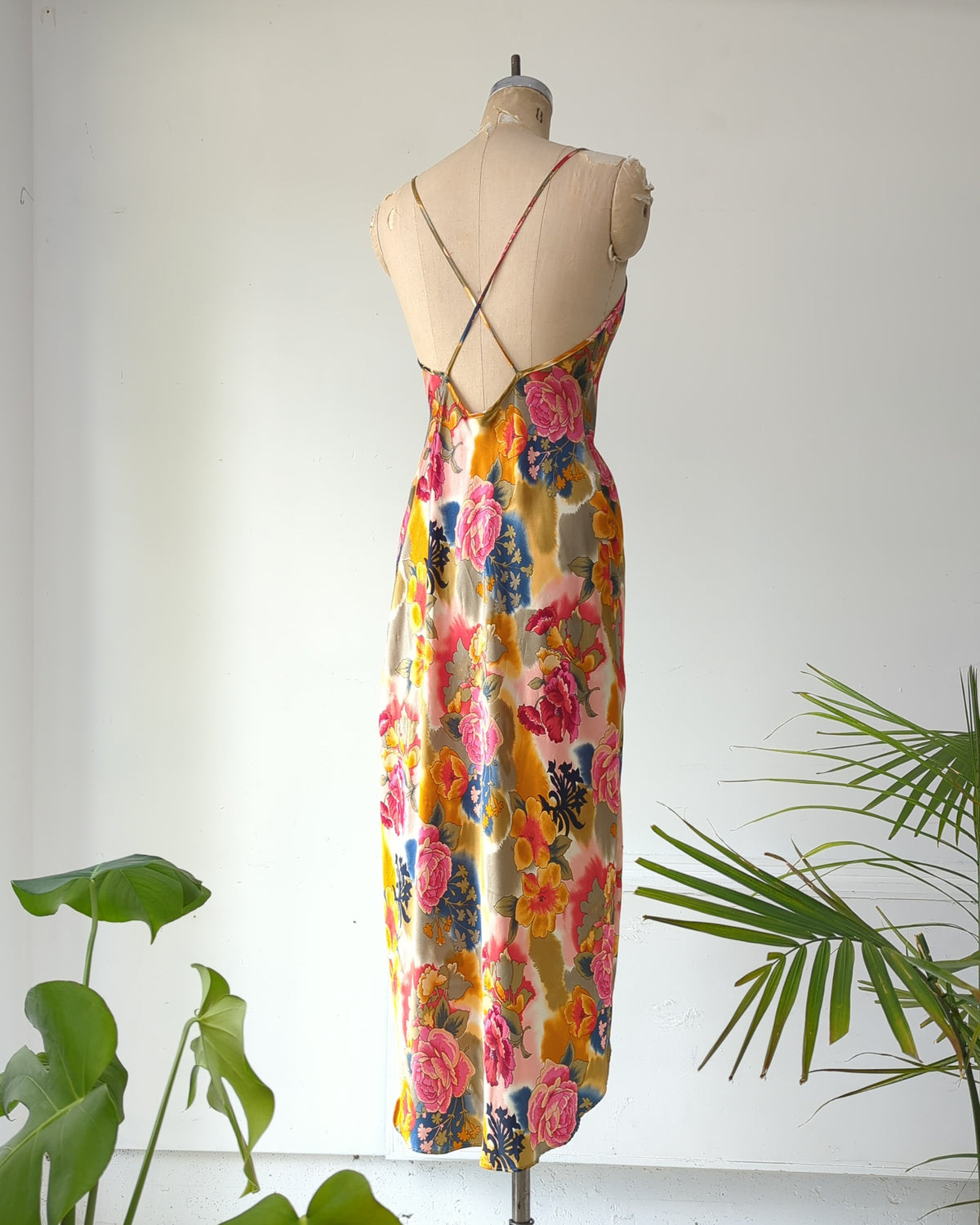 90s Natori Silky Floral Robe & Bias Cut Slip Dress Lingerie Set / S