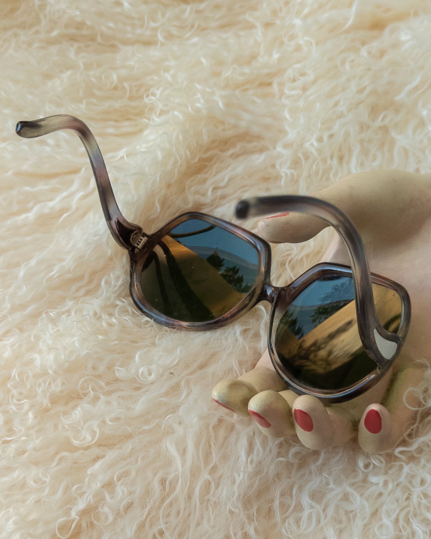 70s Oversized Clear Candy Stripe Sunglasses